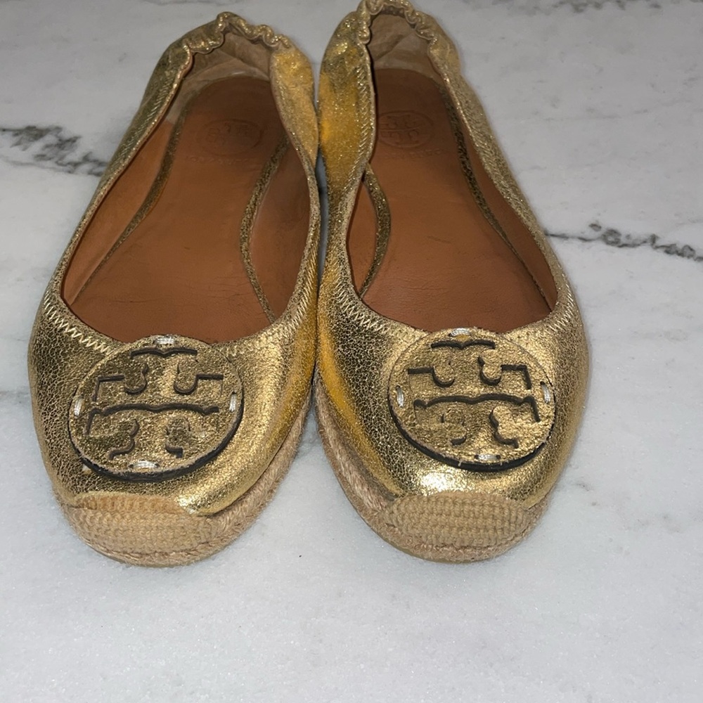 Tory Burch Reva Espadrilles Gold size 8
